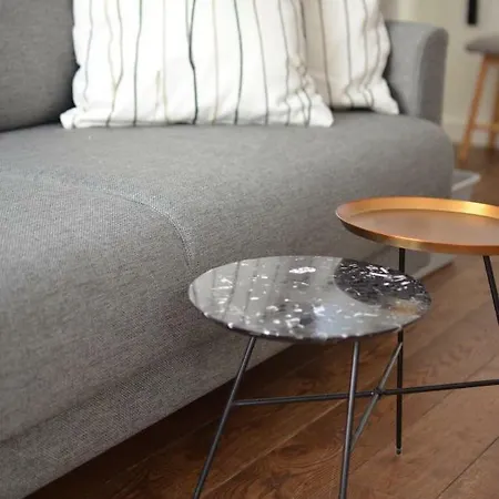 Stepono By Urban Rent Apartment