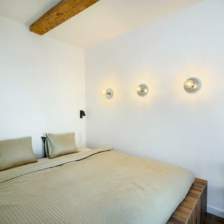 Stepono By Urban Rent